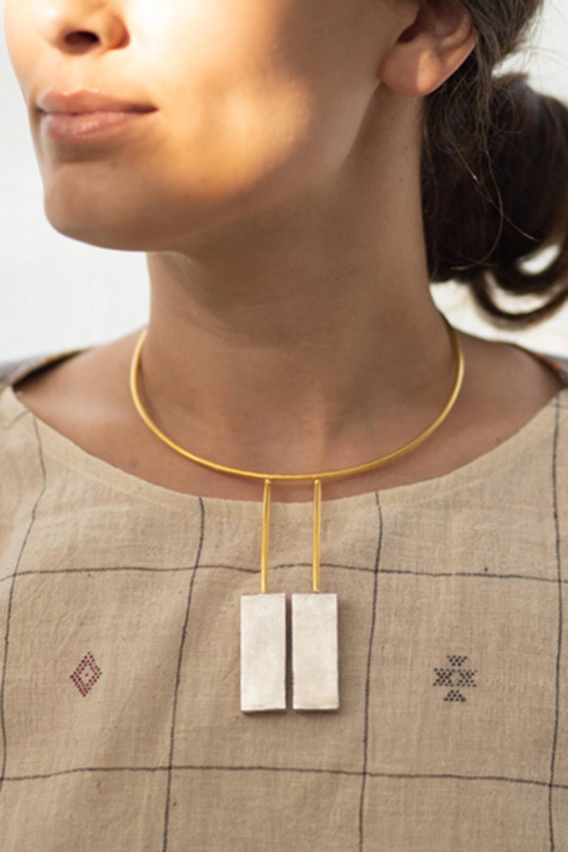De'anma Geometric Pendant Necklace