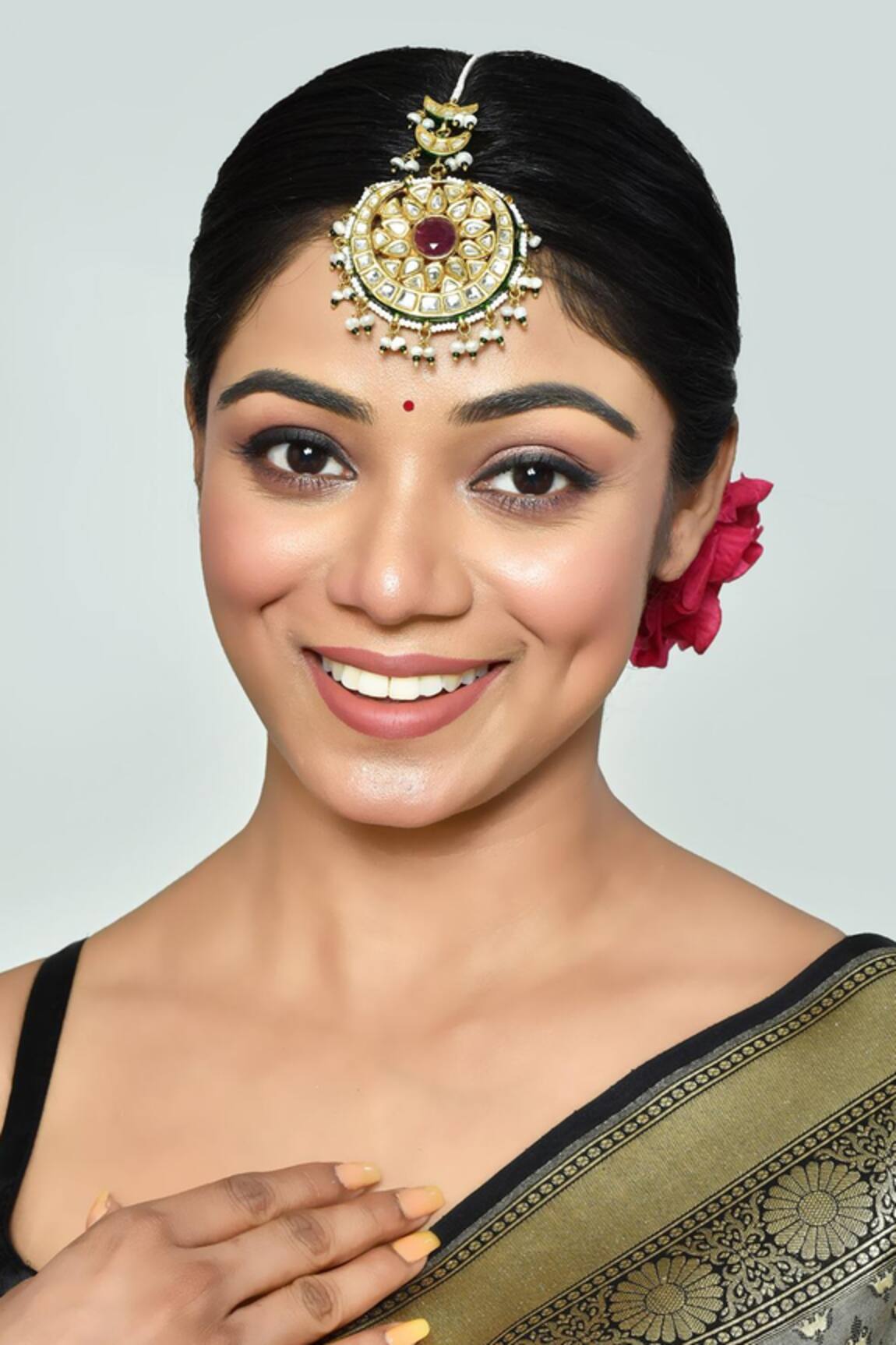 Vivinia By Vidhi Mehra Kundan & Stones Embellished Maangtikka