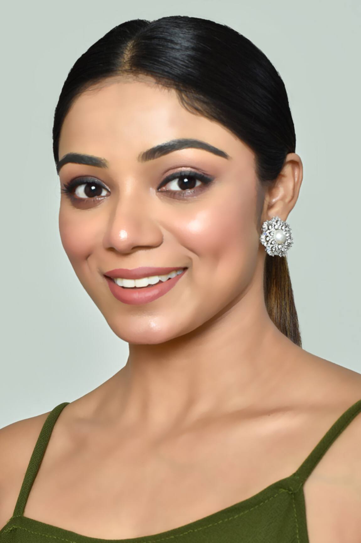 Vivinia By Vidhi Mehra Pearl Embellished Stud Earrings