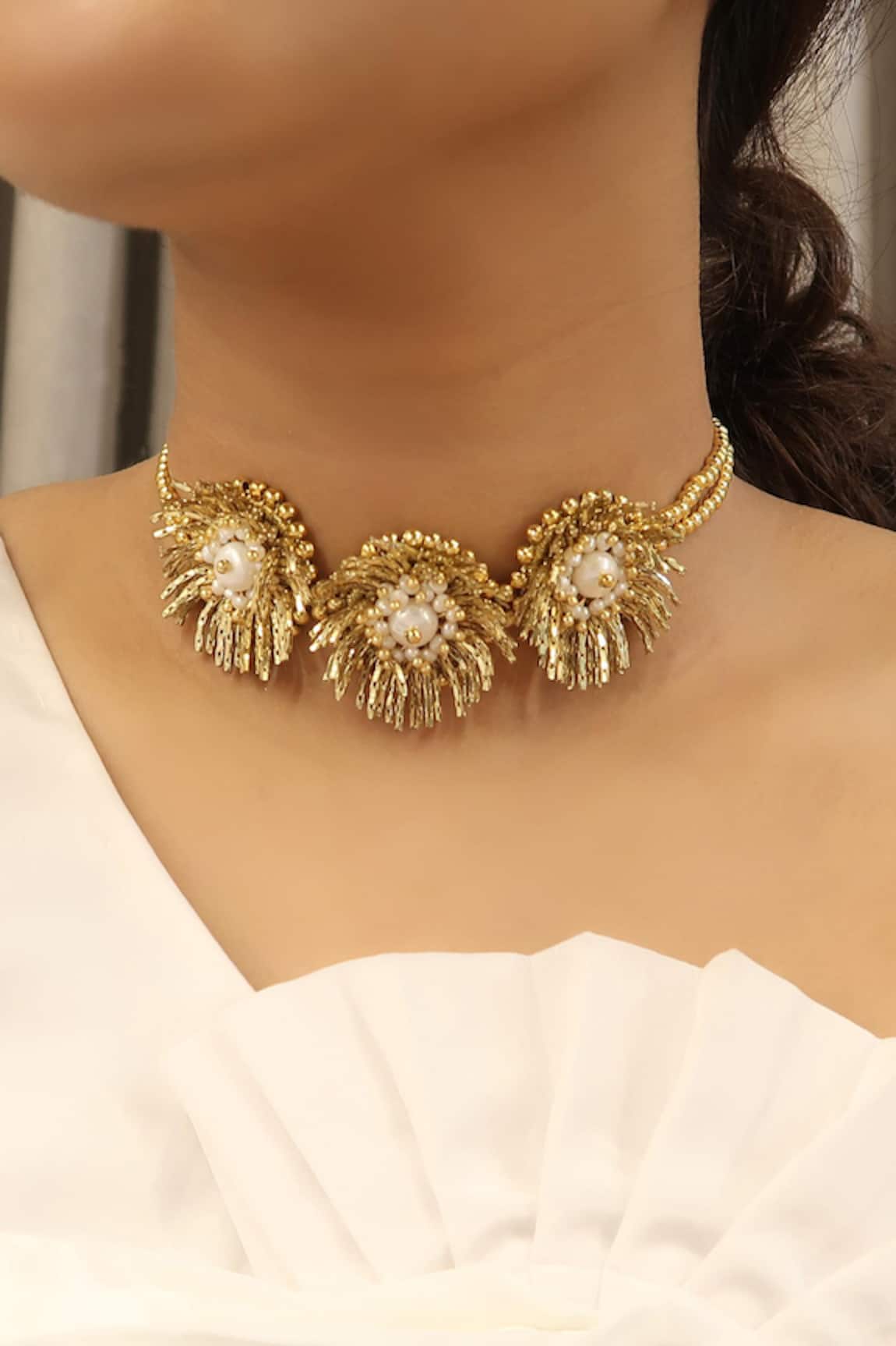 Vaidaan Dandelion Choker