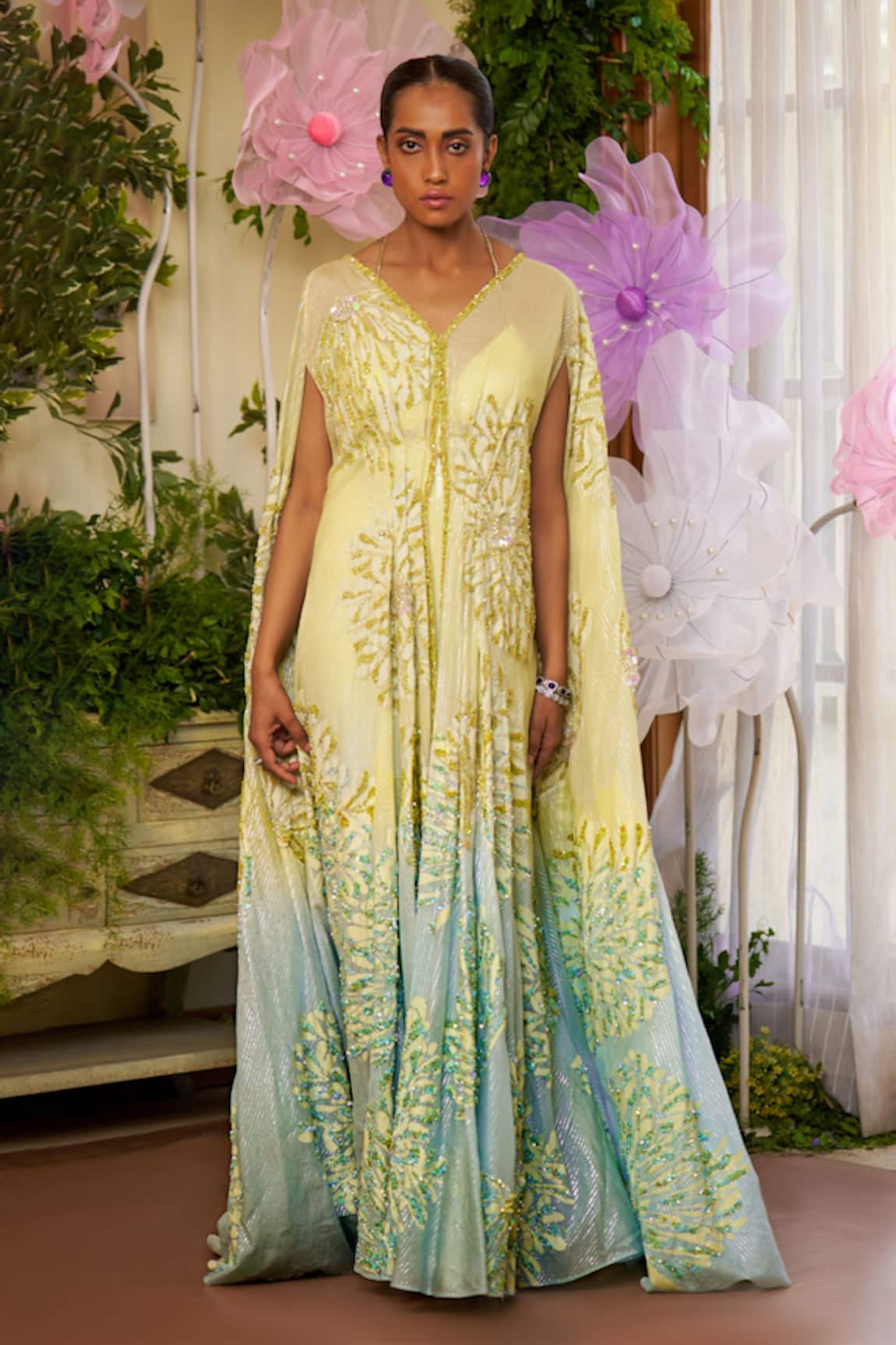 Moledro Zinnia Floral Embroidered Kaftan & Dress Set
