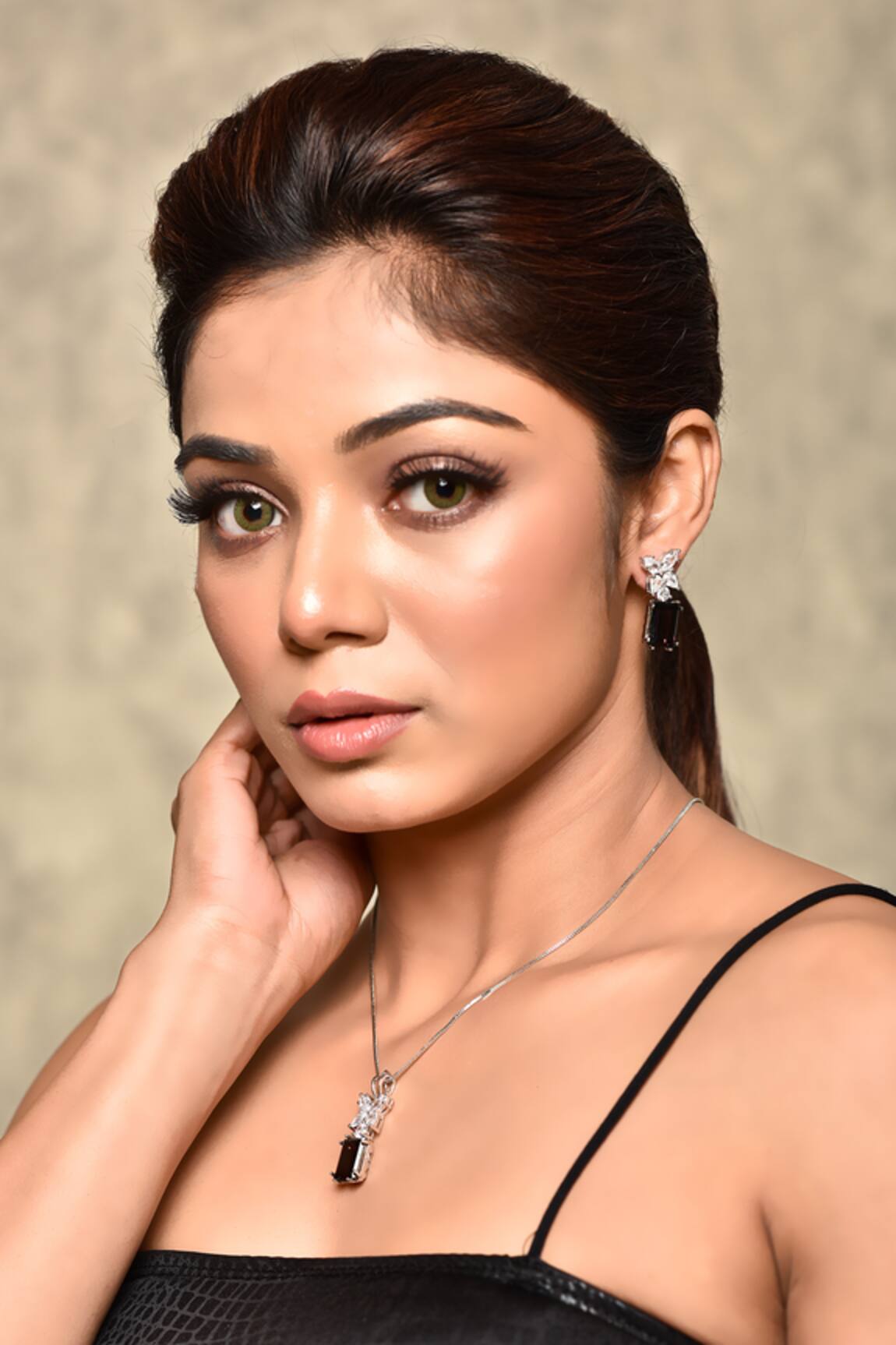 Our Purple Studio Swarovski Pendant Necklace Set 