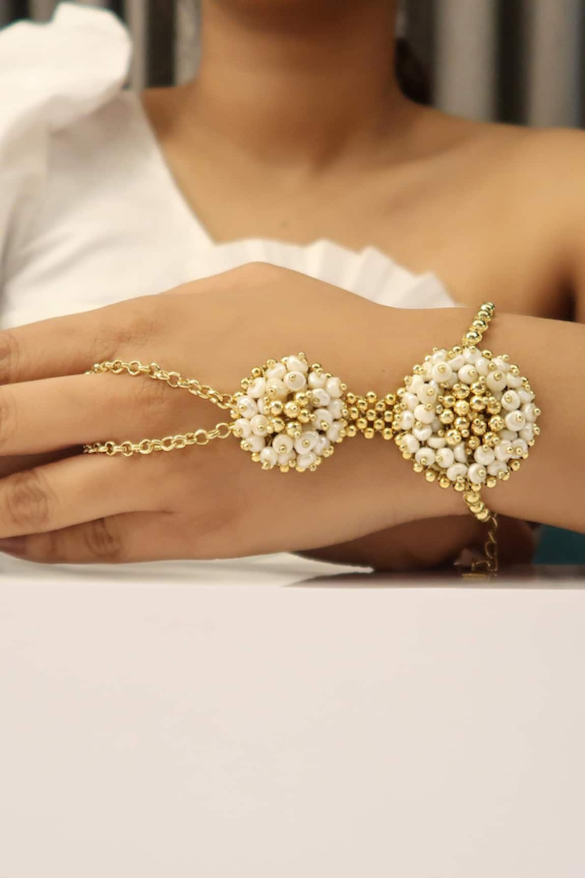 Vaidaan Tanishk Beaded Hathphool