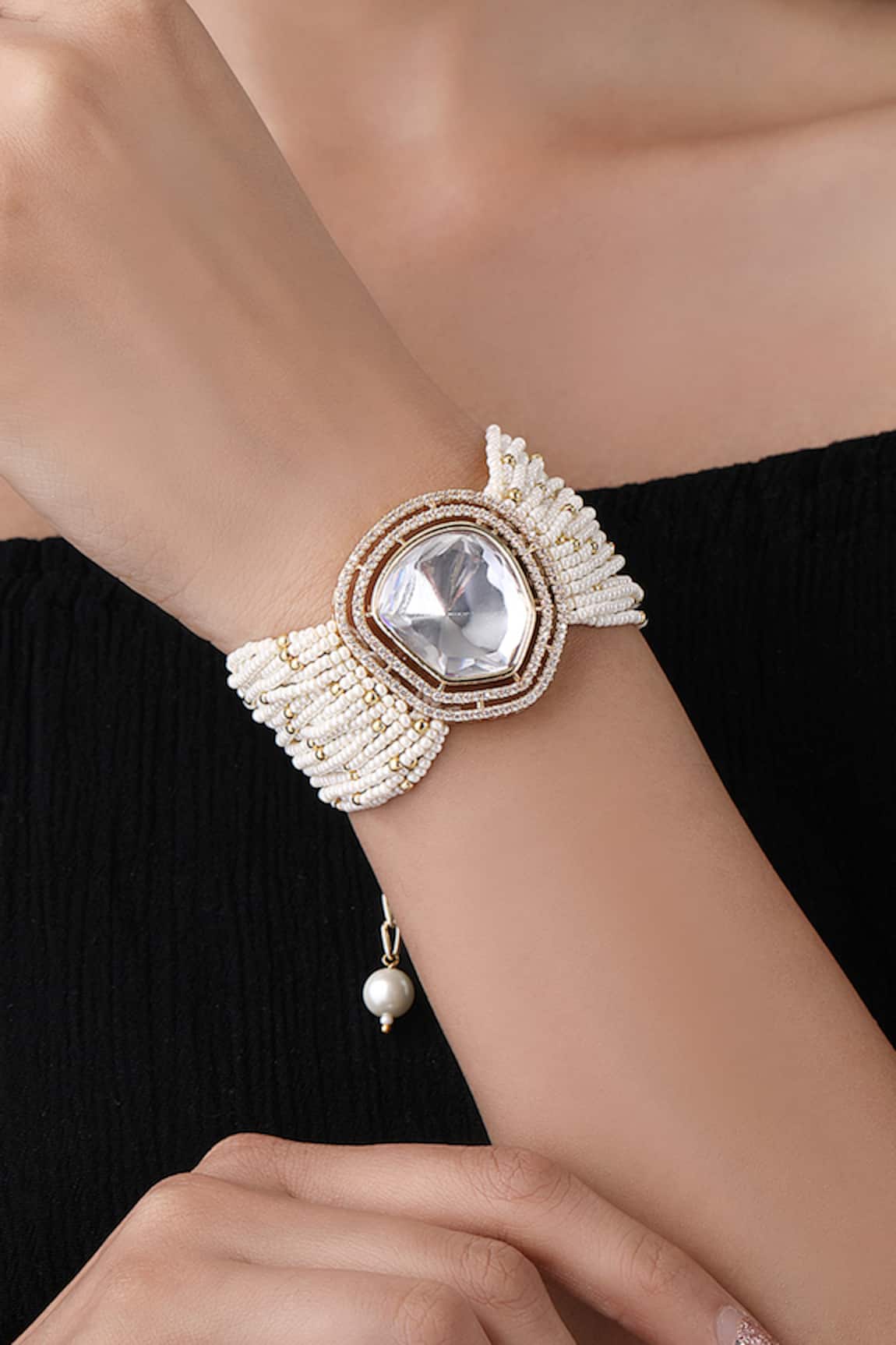 Hrisha Jewels Moissanite Kundan Embellished Bracelet
