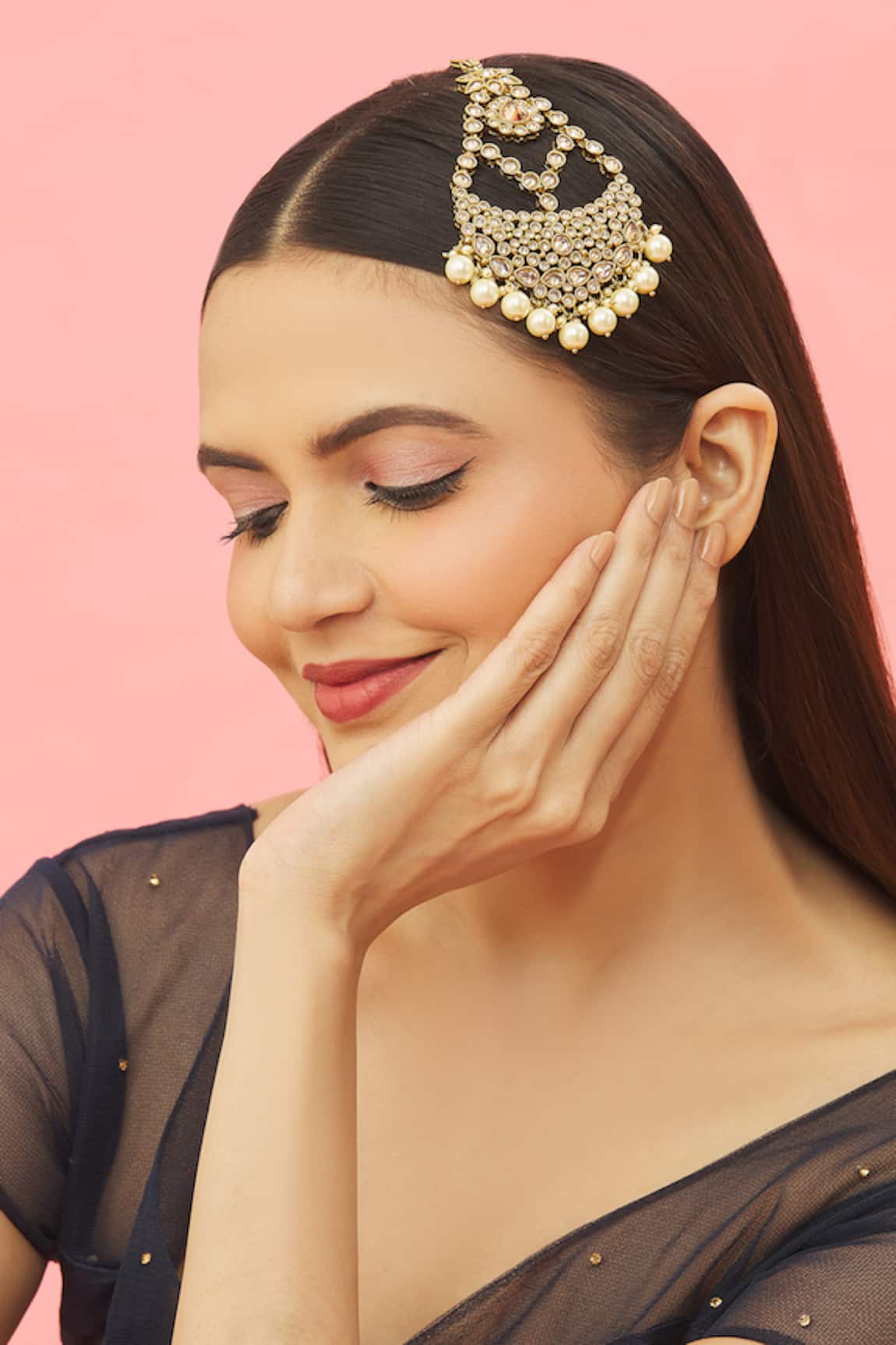 Kista Stone Embellished Passa