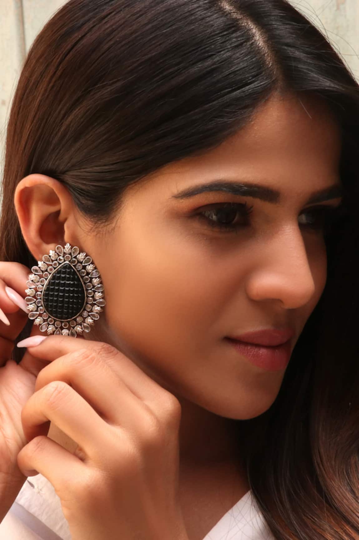 Noor Tear Drop Shaped Stud Earrings 