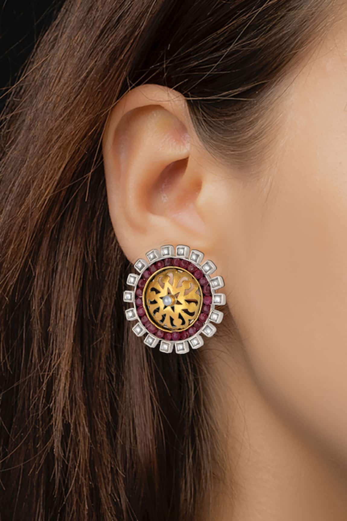 Neeta Boochra Circular Shaped Stud Earrings
