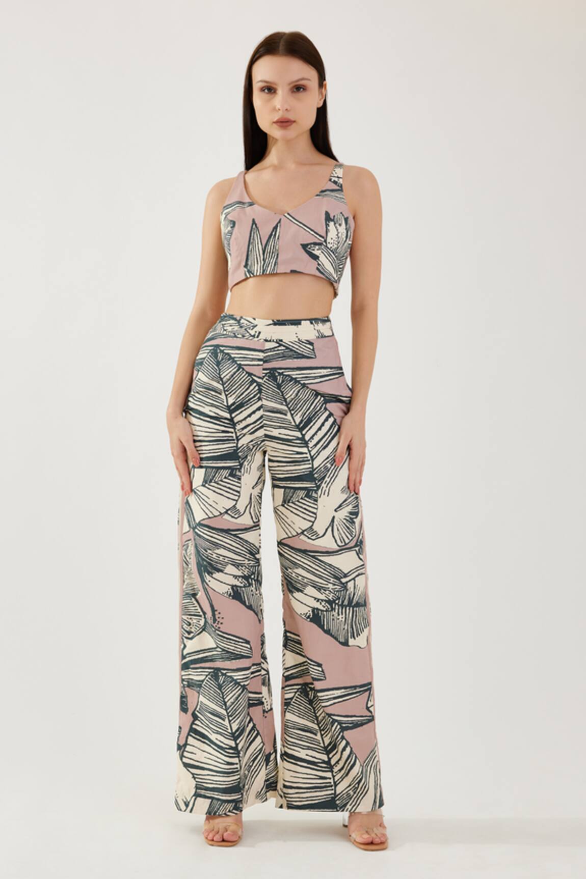 Koai Floral Pattern Wide Legged Pant