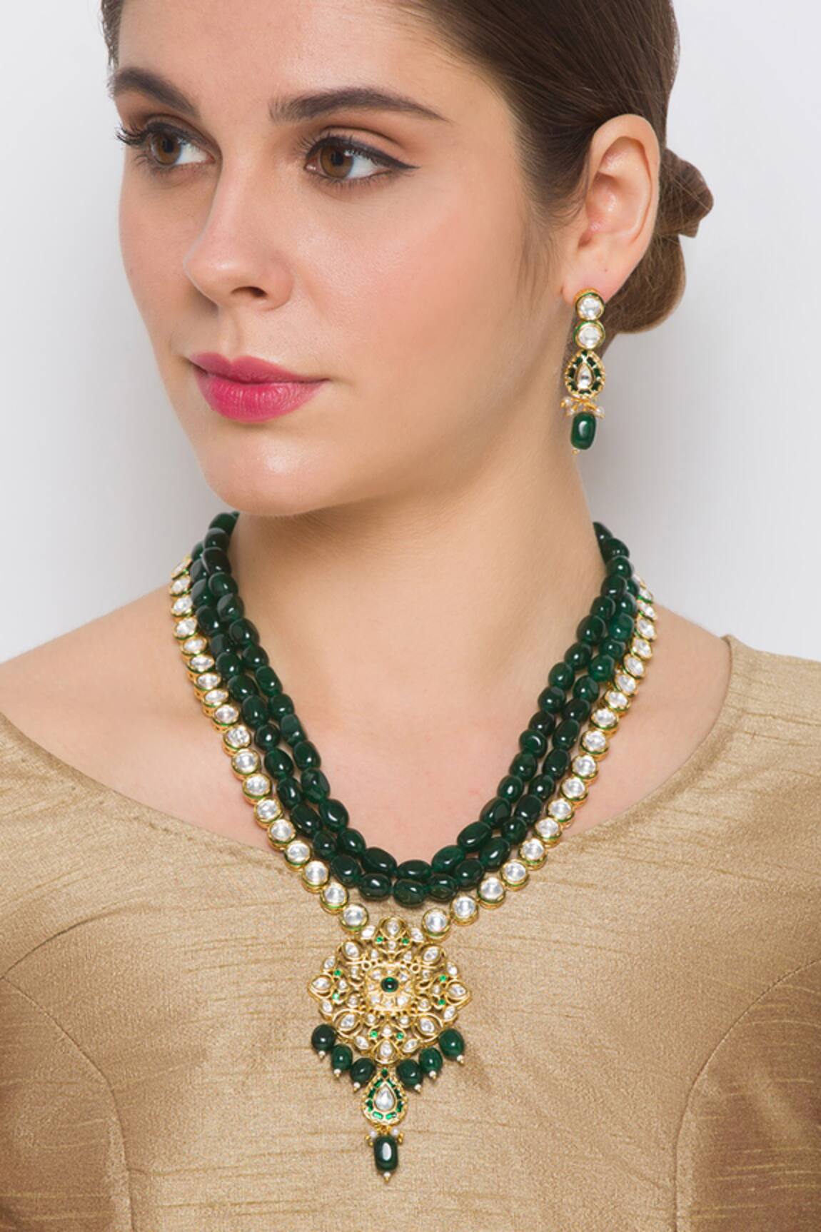 HRISHA Kundan Necklace Set 