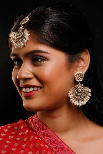 Ishhaara Gold & White Kundan Chandbalis Set 