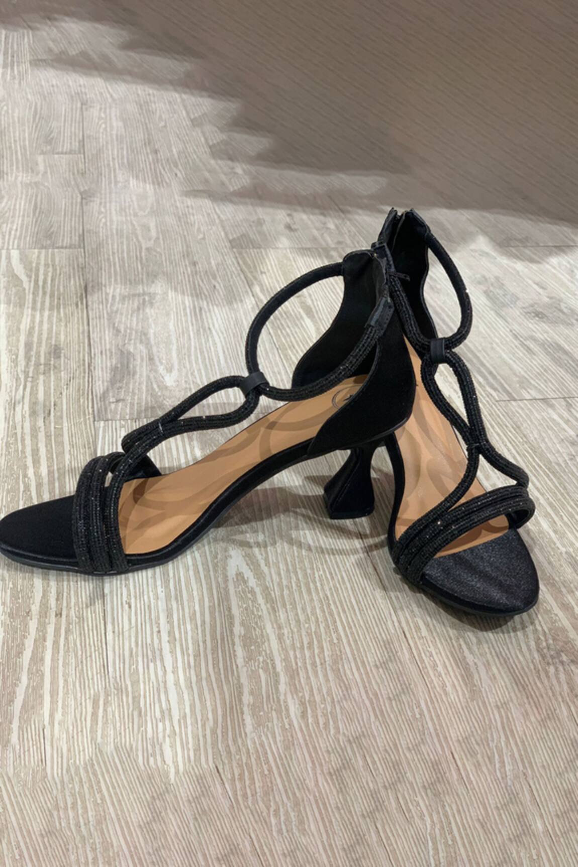 Sana K luxurious Footwear Beauty Stone Embellished Heels 