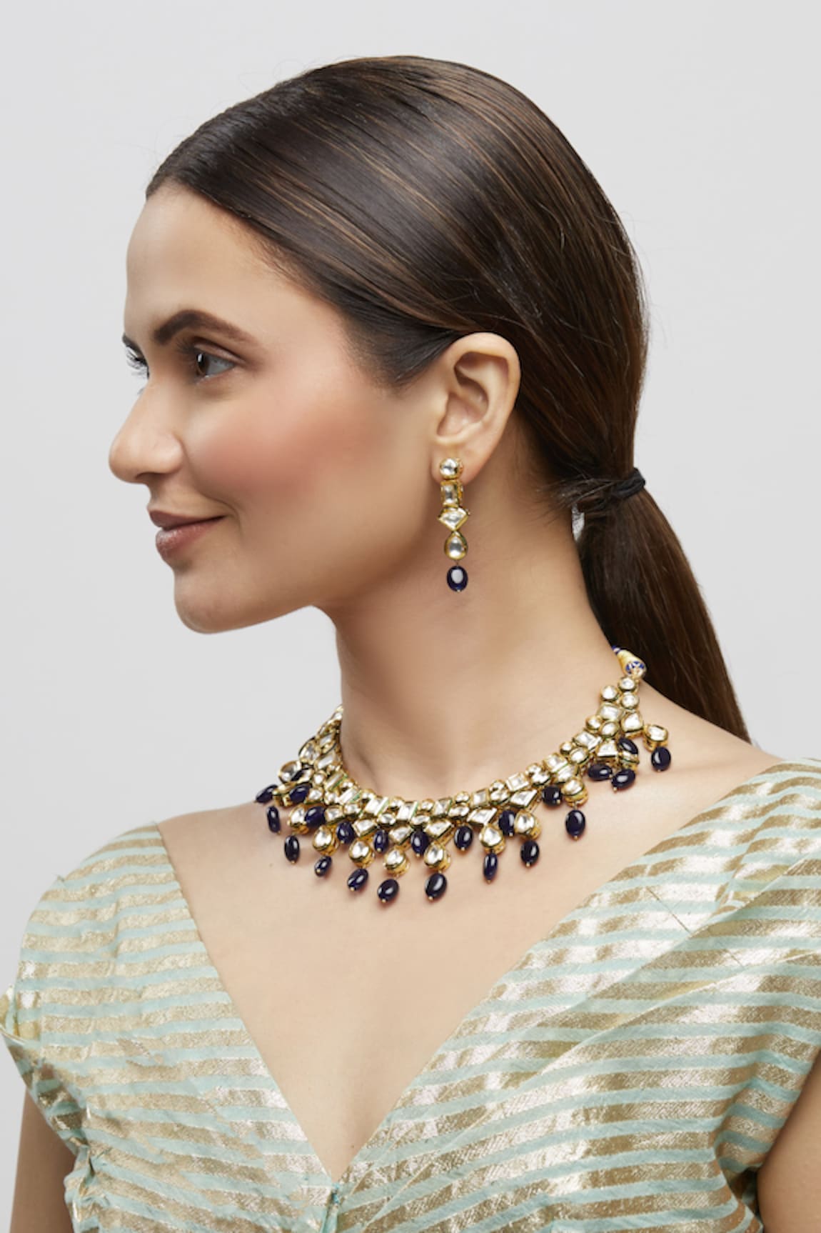 Minaki Kundan Choker Set