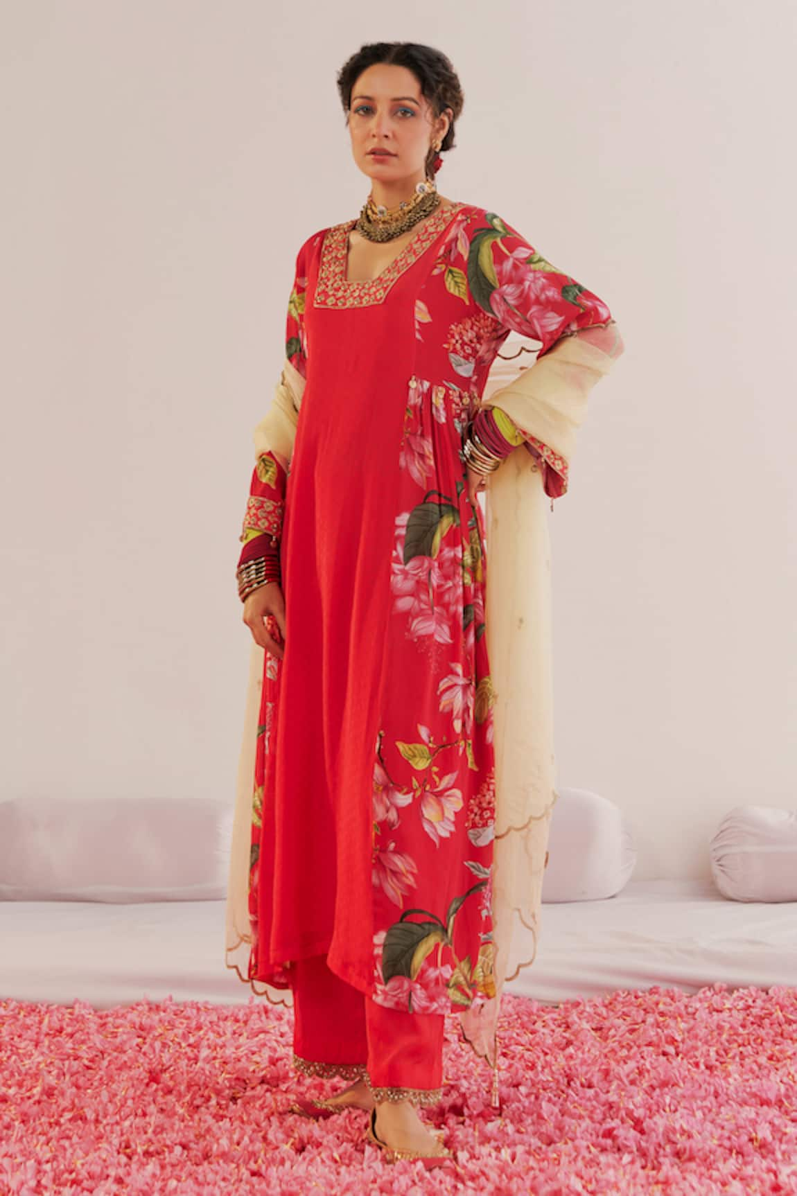 172 THREADS Floral Pattern Kurta Pant Set