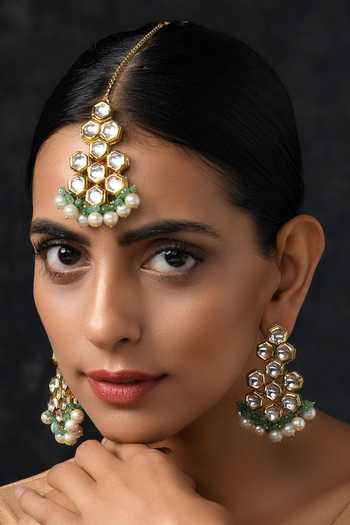 Paisley Pop Kundan Earrings with Maangtikka 