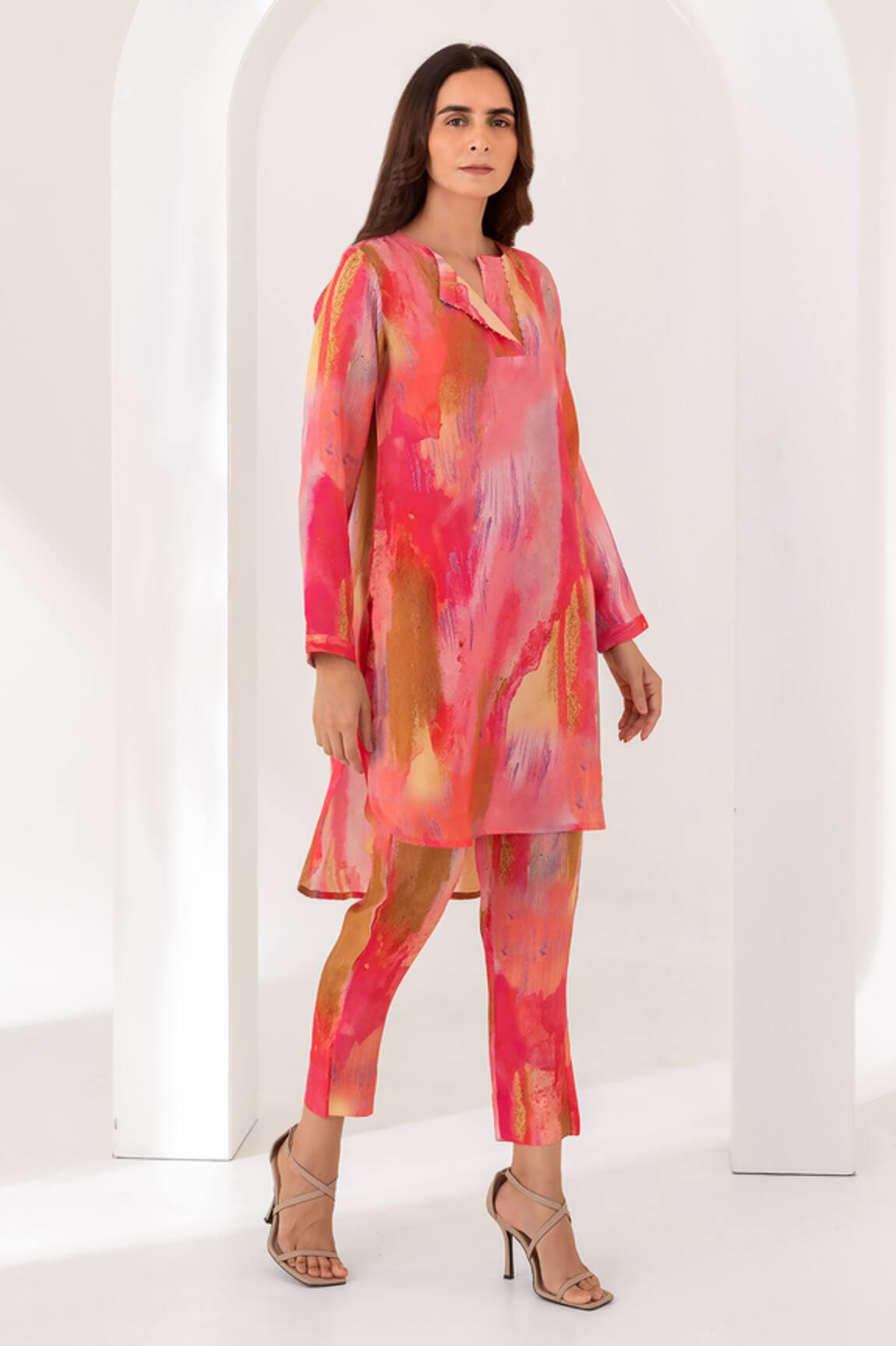 Kameez Pied Love Printed Kurta & Pant Set