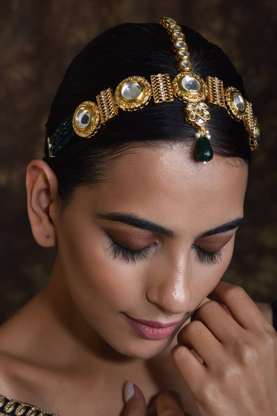 Swabhimann Kundan Studded Mathapatti 