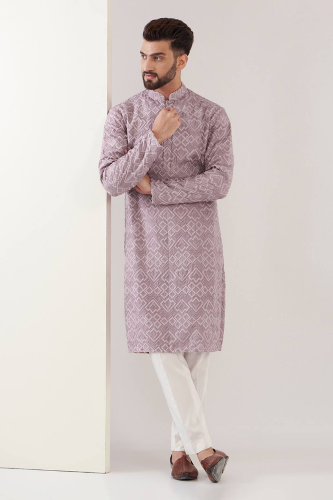 Kasbah Thread Embroidered Silk Kurta Set 