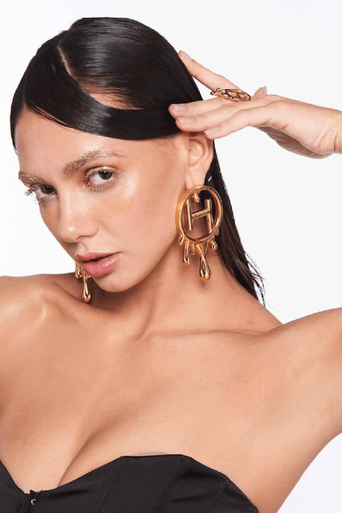 Outhouse Drip Oh Midi Earrings 