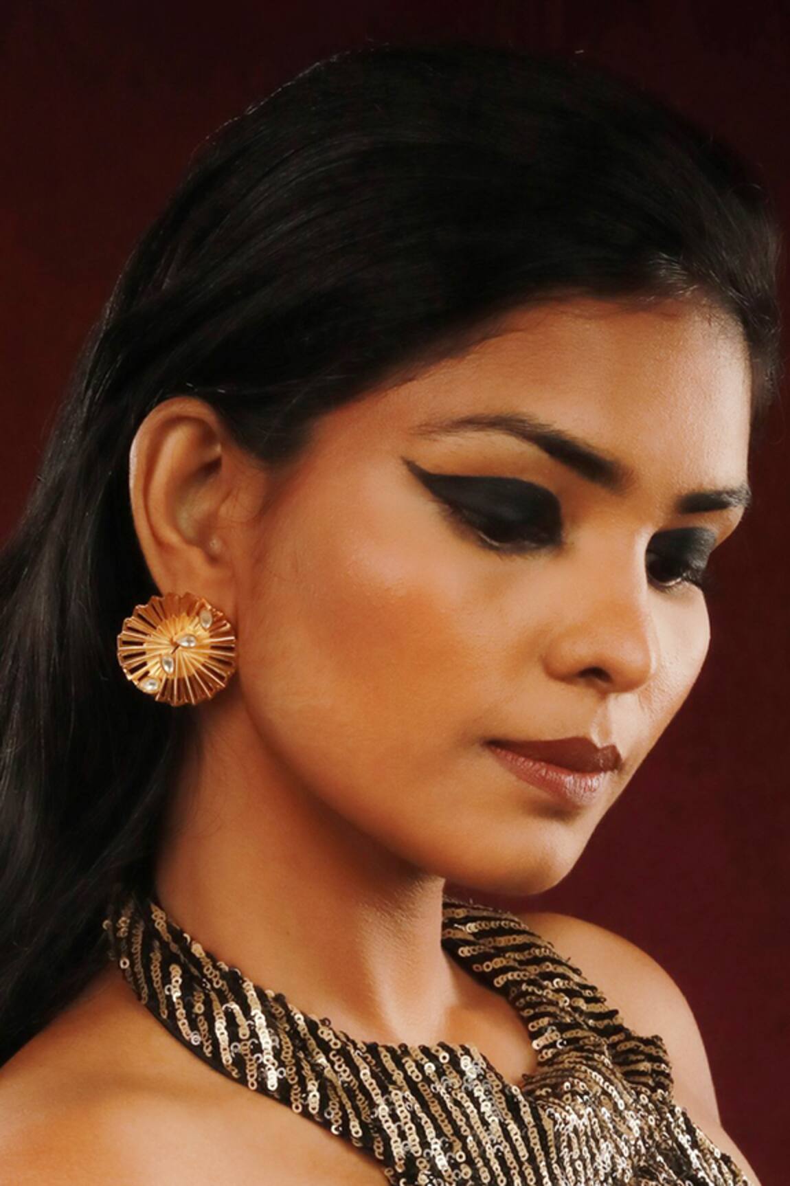 Ishhaara Wave Embellished Earrings 