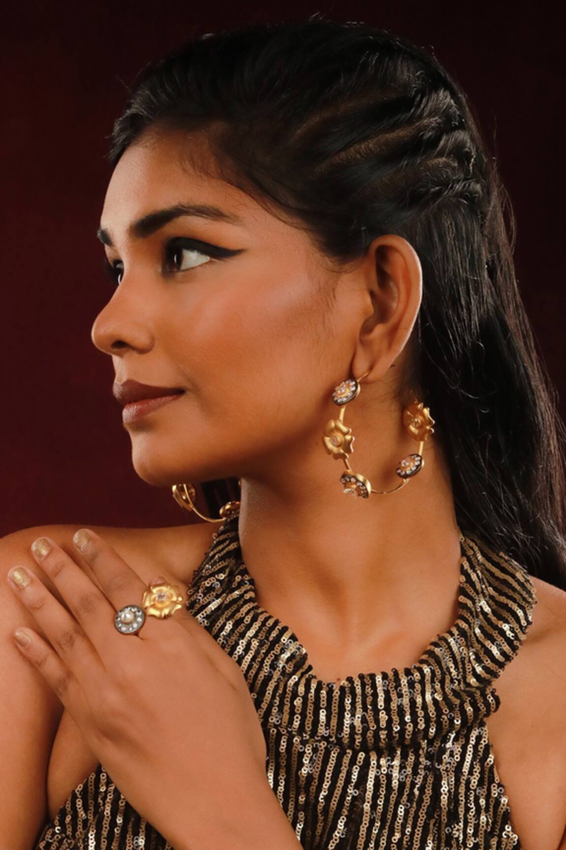 Ishhaara Floral Hoop Earrings & Ring Set 