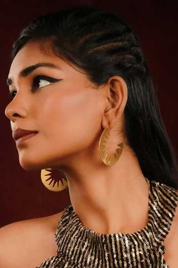 Ishhaara Sunrays Cut Work Earrings 