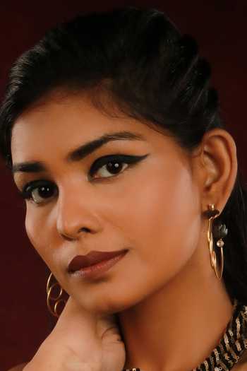 Ishhaara Pearl Embedded Hoop Earrings 