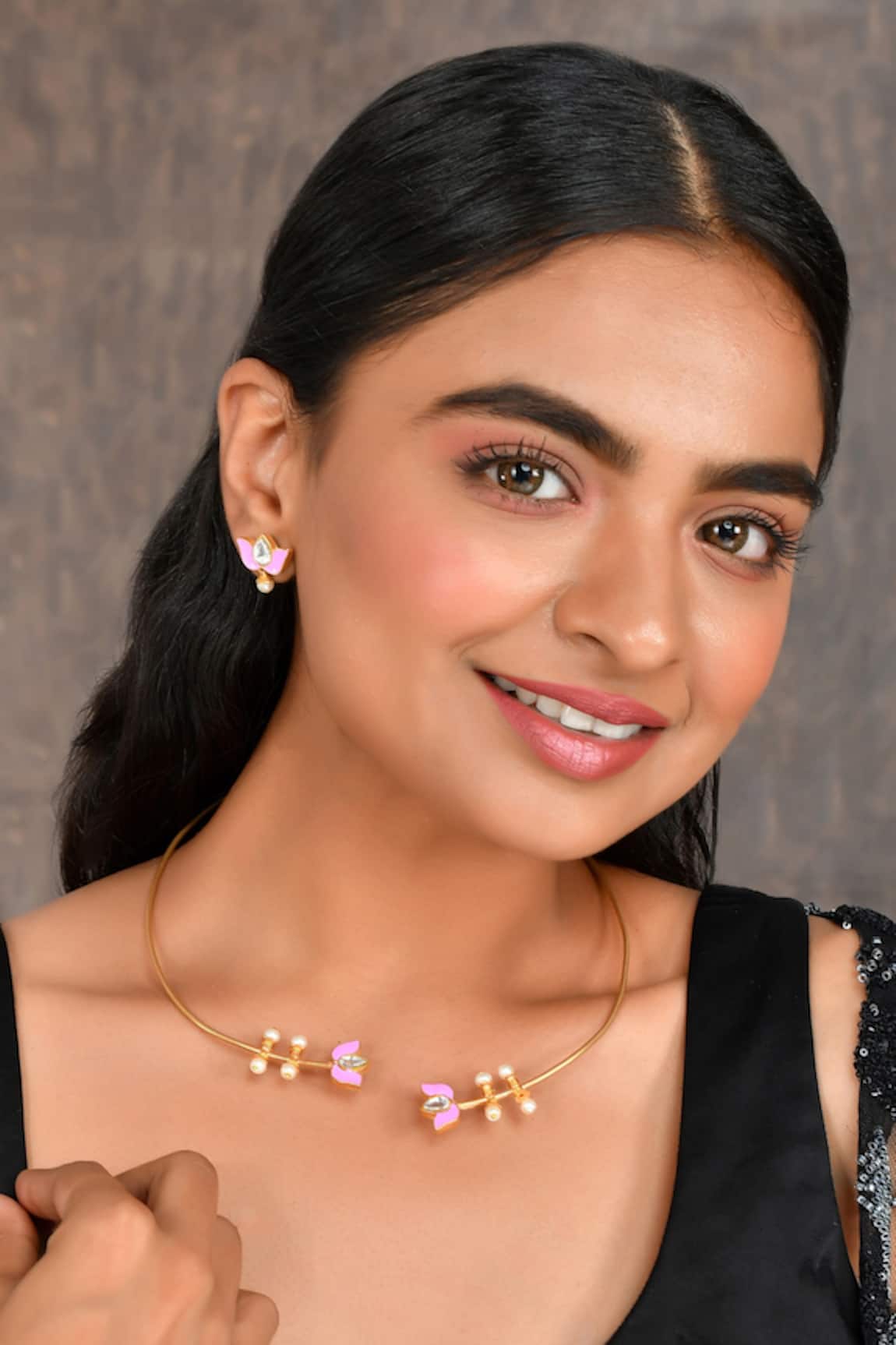 Ishhaara Pearls Embellished Necklace Set
