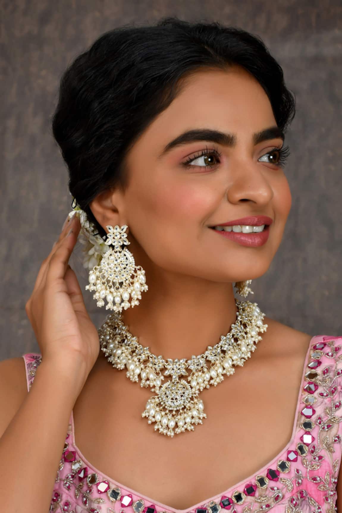 Ishhaara Embellished Pendant Necklace Set