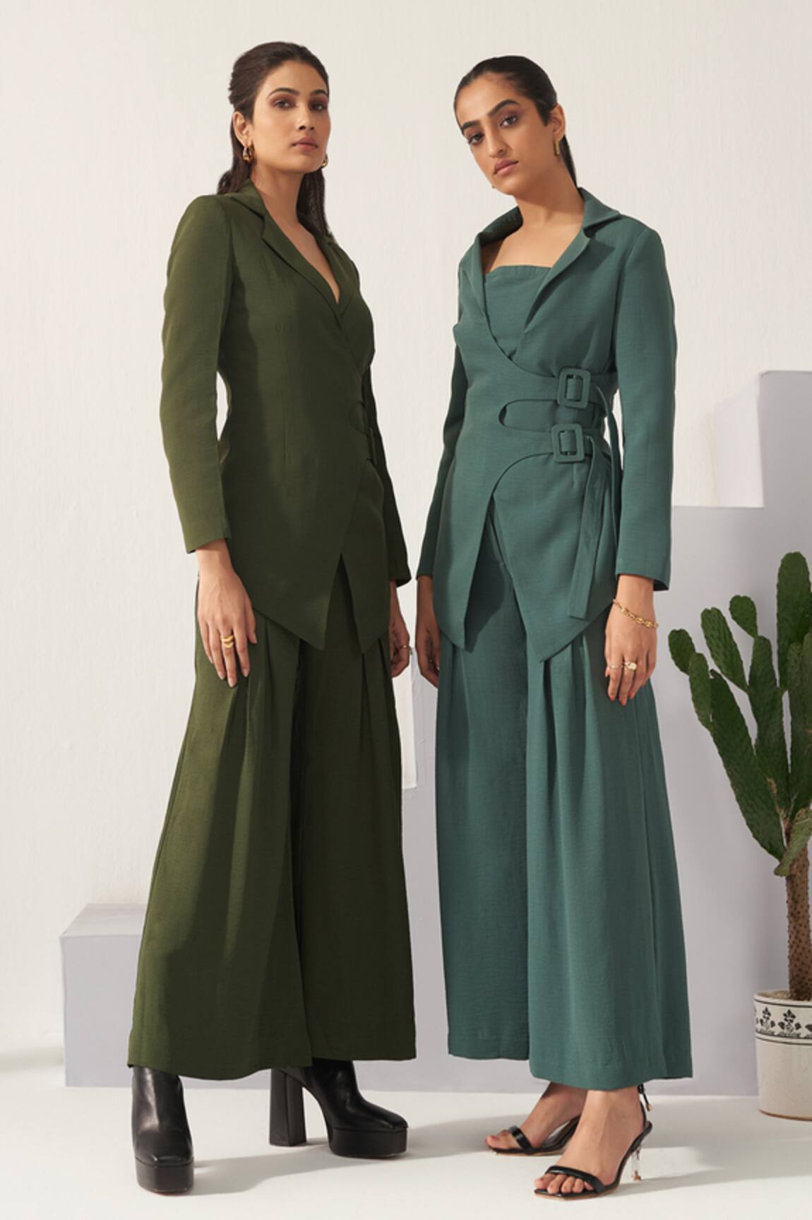 Detales Blazer Box Pleated Trouser Set
