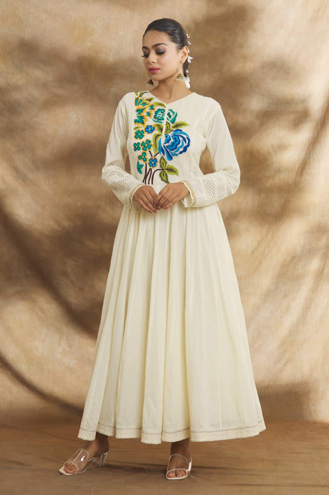 Peenacolada Floral Embroidered Anarkali