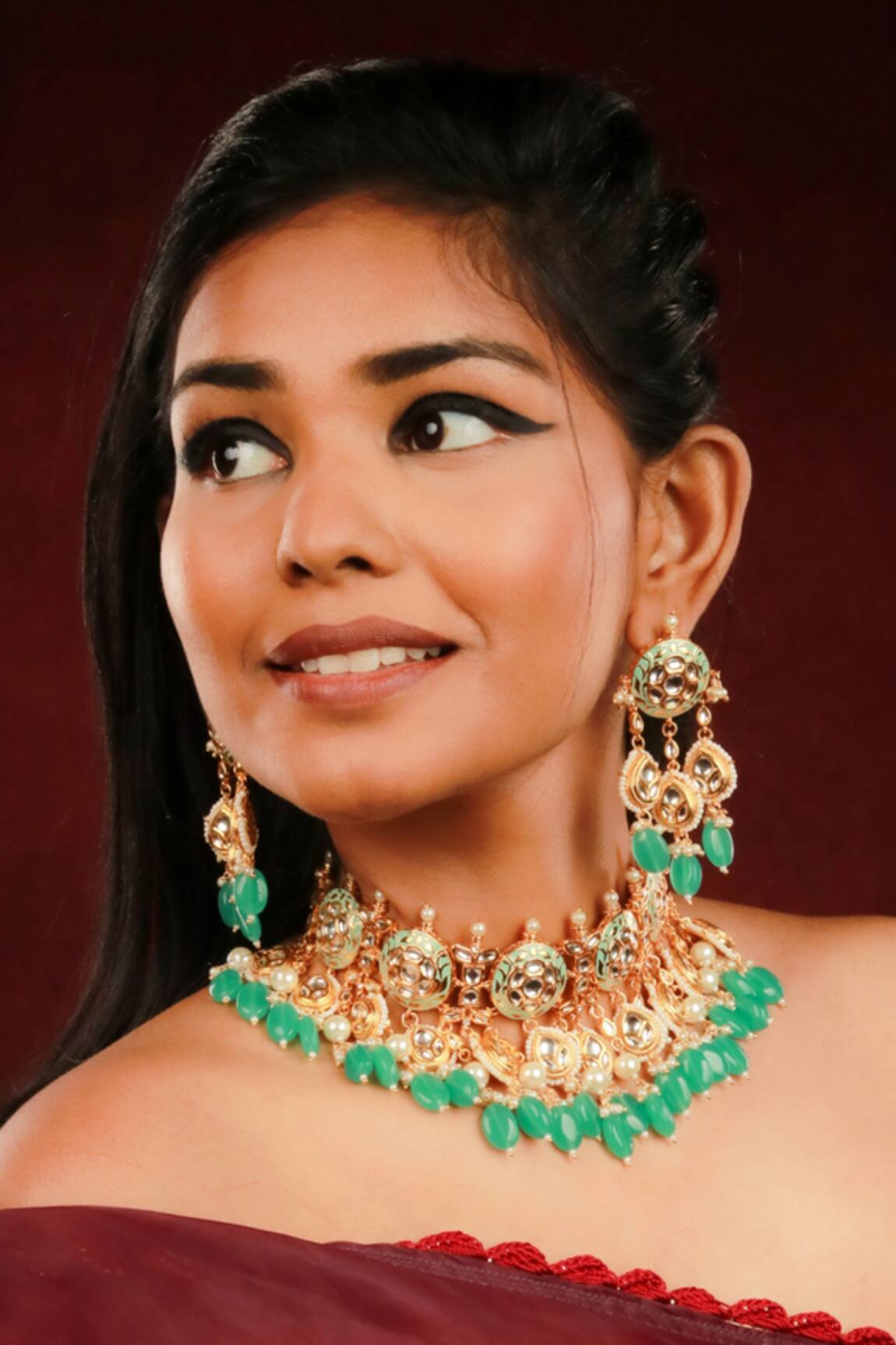 Ishhaara Handcrafted Stone Embellished Necklace Set With Maangtikka