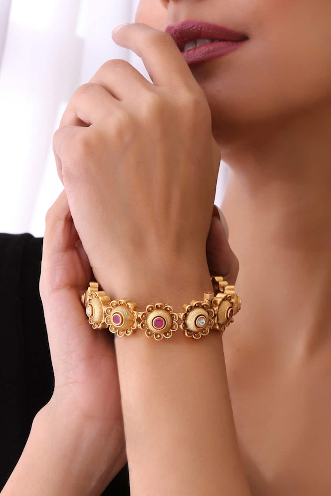 Swabhimann Gold Kundan Polki Floral Kada