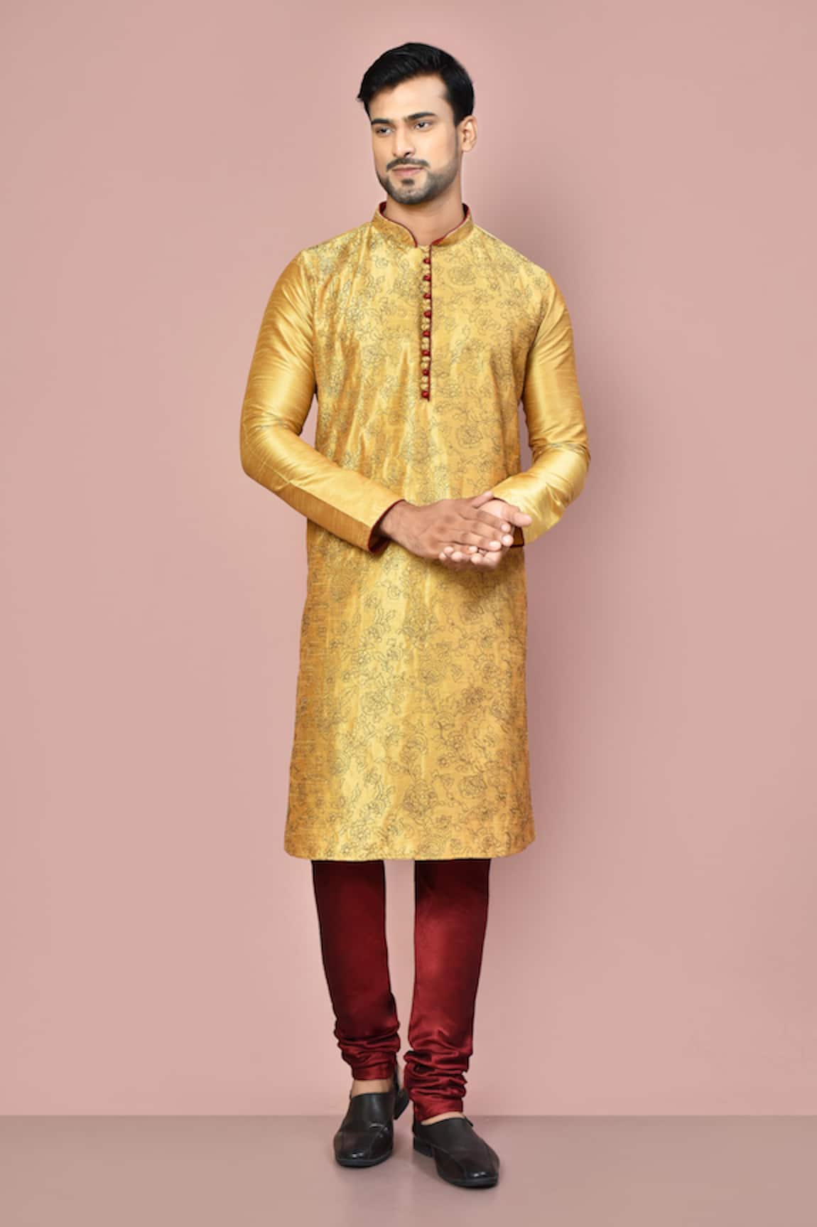Arihant Rai Sinha Floret Embroidered Kurta 