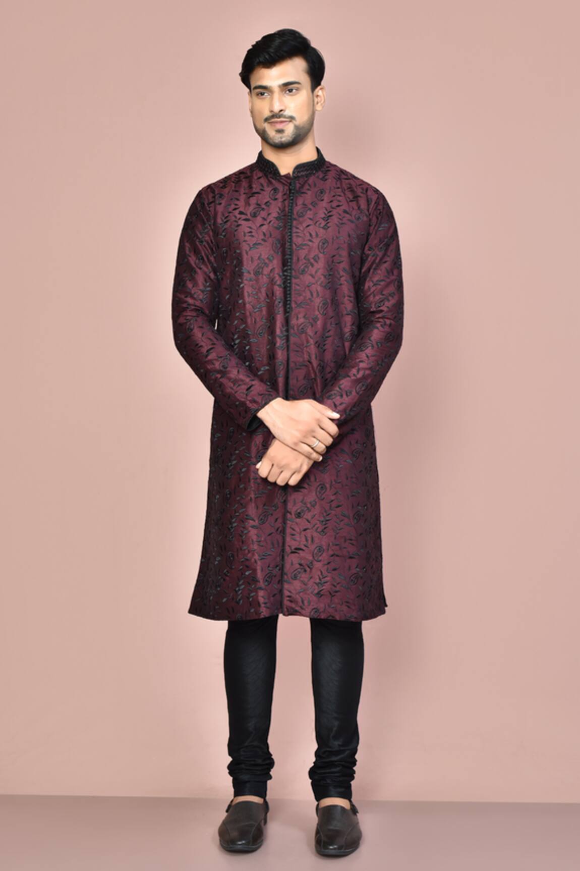 Arihant Rai Sinha Paisley Thread Embroidered Kurta