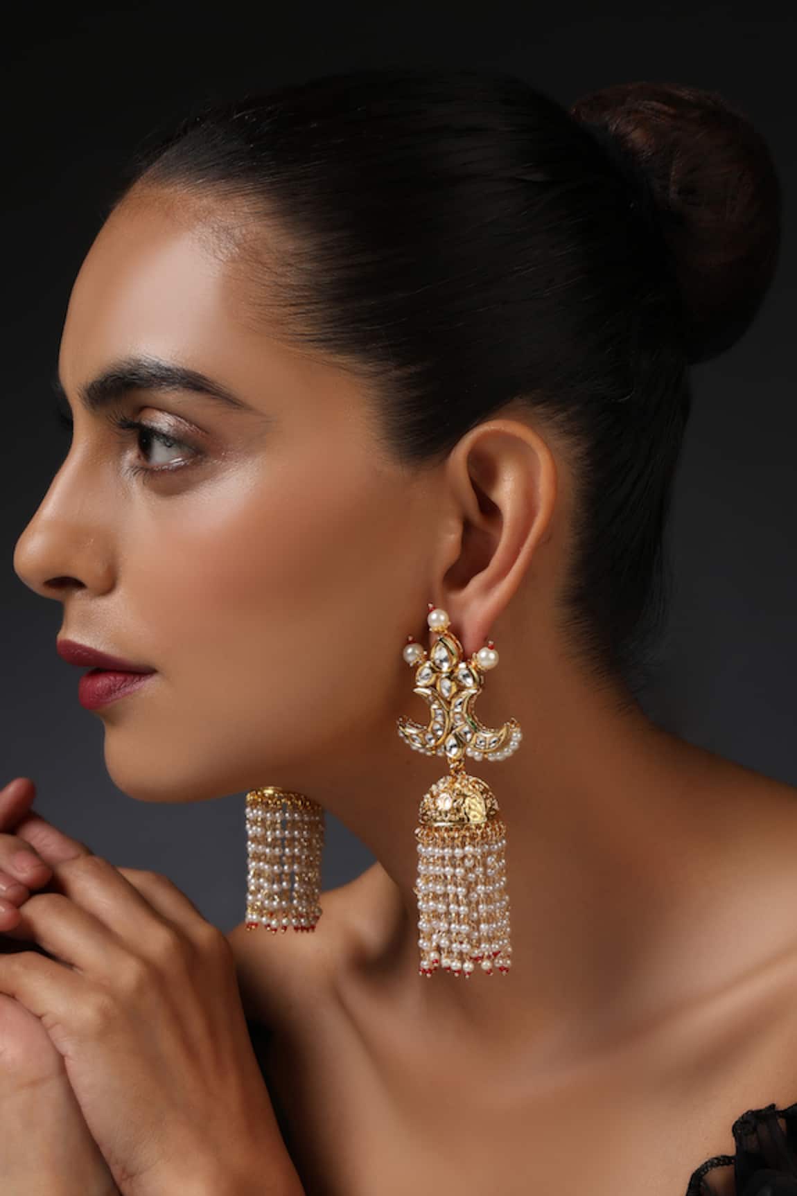 SWABHIMANN Kundan Embellished Tasselled Jhumka Earrings