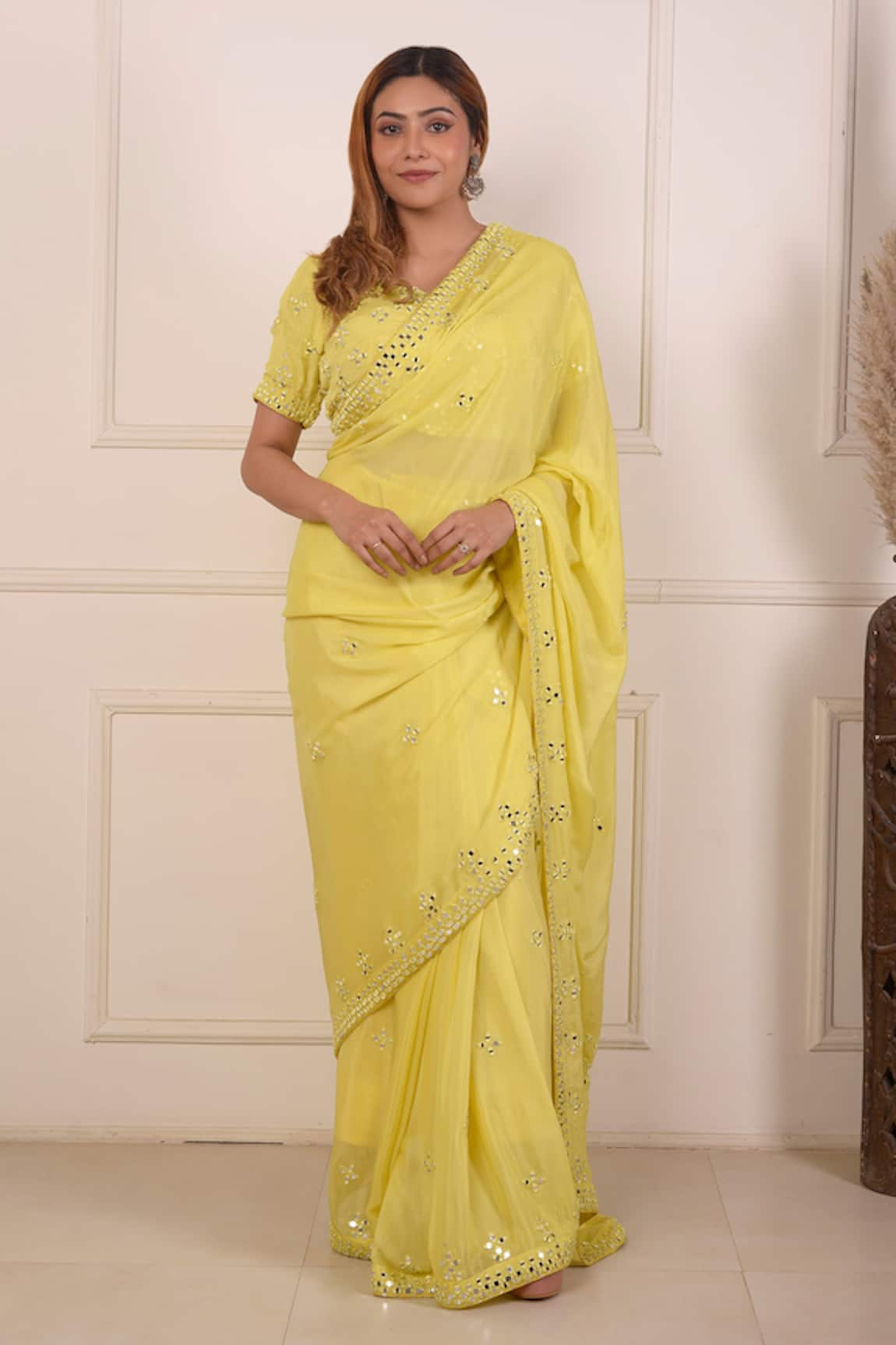 Abbaran Mirror Embroidered Saree With Blouse