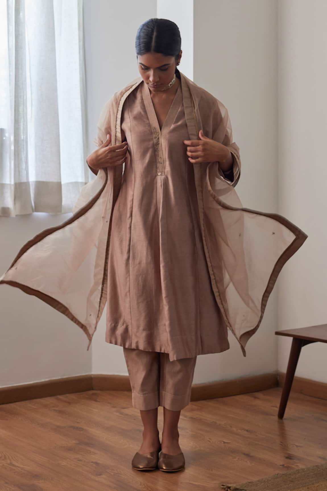 Shorshe Clothing Placement Hand Embroidered Dupatta