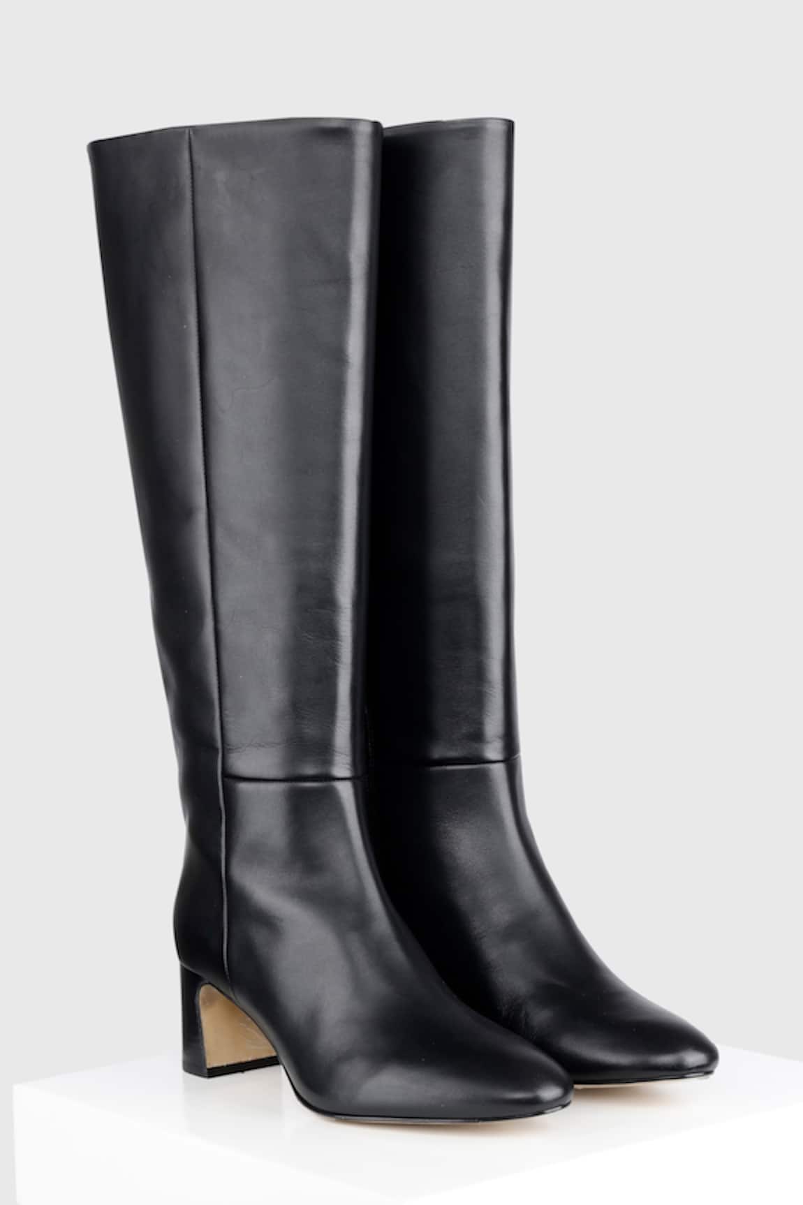 Oroh Black Genuine Leather Tubo Boots