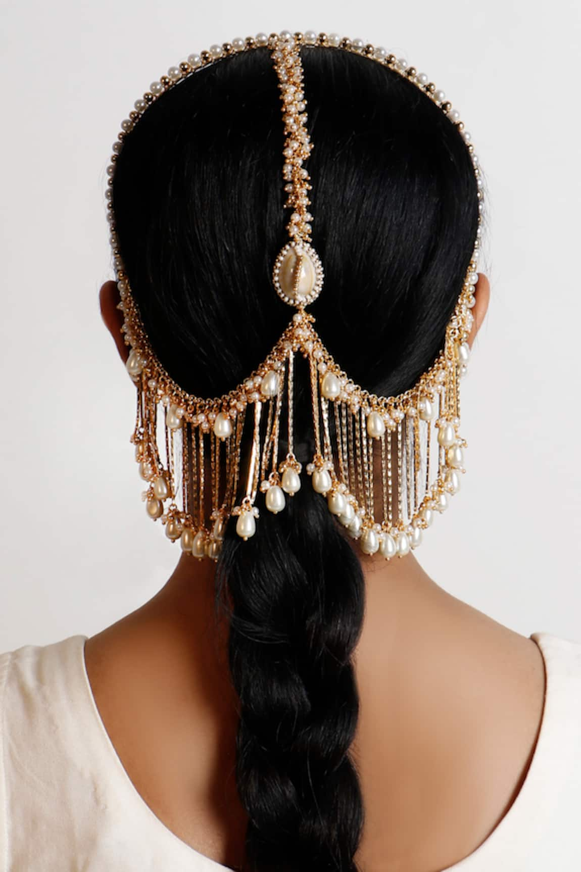 Vaidaan Suhasini Pearl Drops Hairband