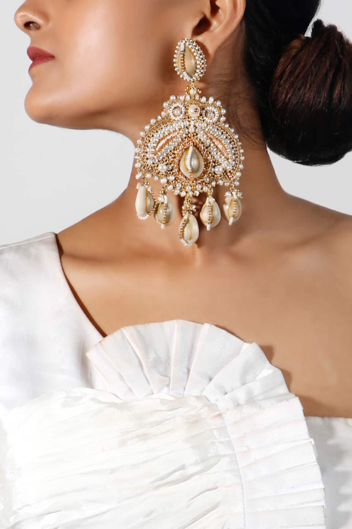 Vaidaan Hema Pearl Hand Embroidered Earrings