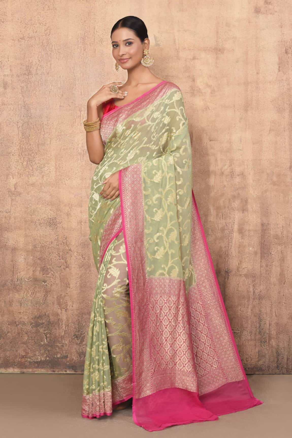 Naaritva India Jaal Pattern Banarasi Saree With Running Blouse