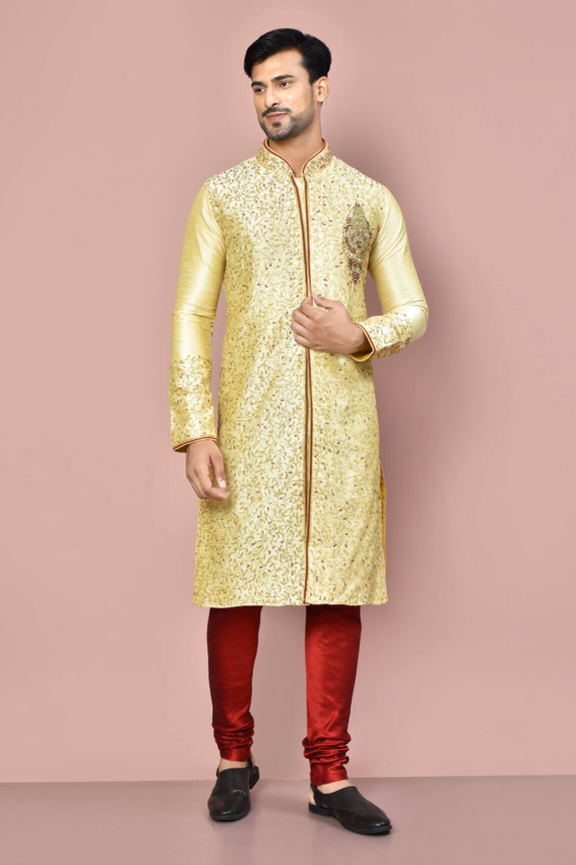 Arihant Rai Sinha Hand & Machine Embroidered Kurta 