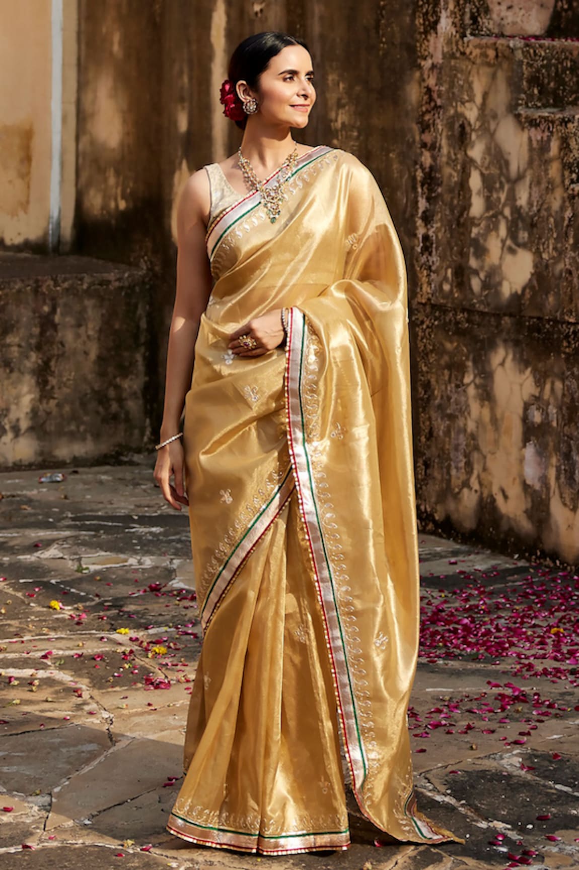 Geroo Jaipur Gota Embroidered Saree With Unstitched Blouse Piece