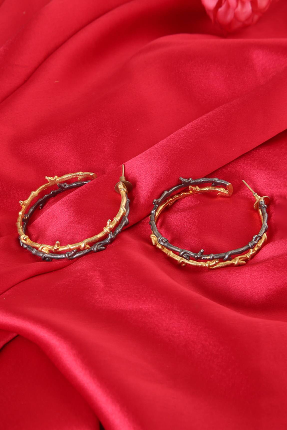 Trupti Mohta Twigs Carved Balis 