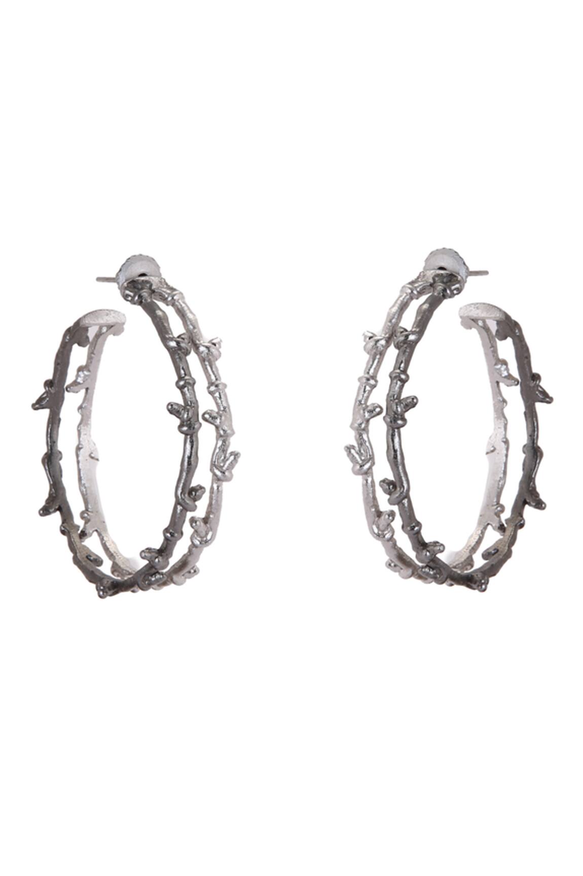 Trupti Mohta Double Twig Carved Balis 