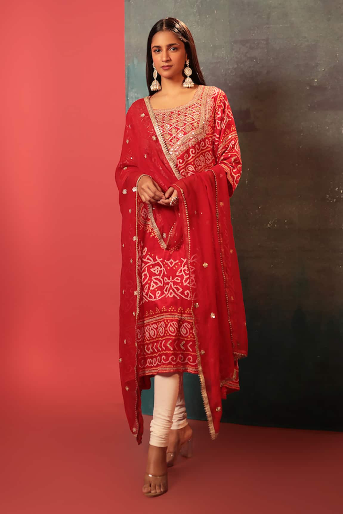 Bandhani Silk Gota Embroidered Kurta With Dupatta