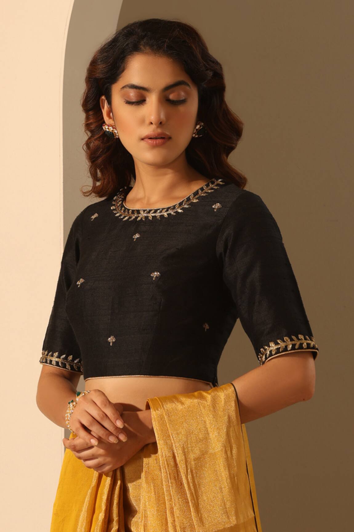 Weaver Story Hand Embroidered Round Neck Blouse 