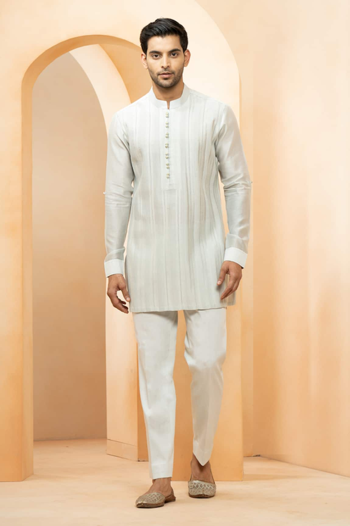 Studio Bagechaa Pintuck Short Kurta With Pyjama Pant