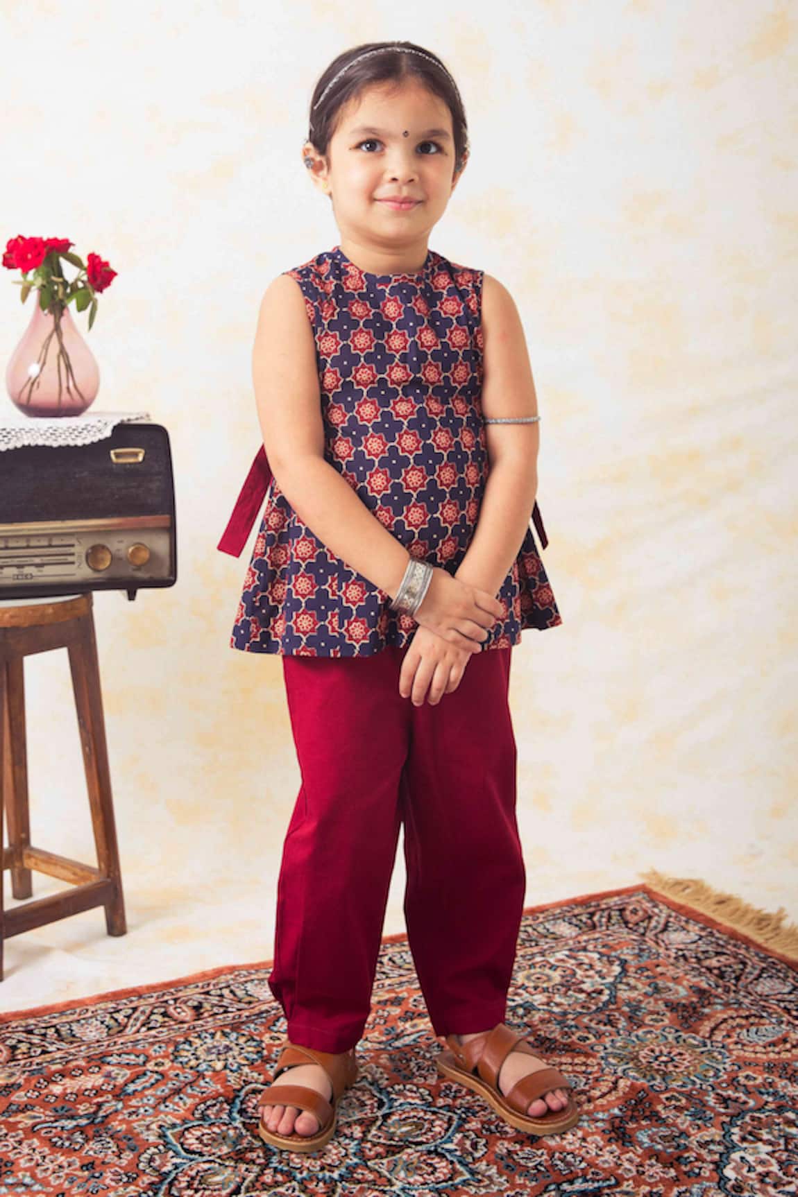 Tiber Taber Geometric Bloom Print Kurta With Pant 