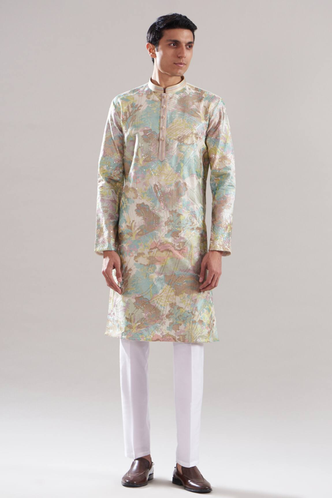 Asuka Embroidered Kurta & Pyjama Set